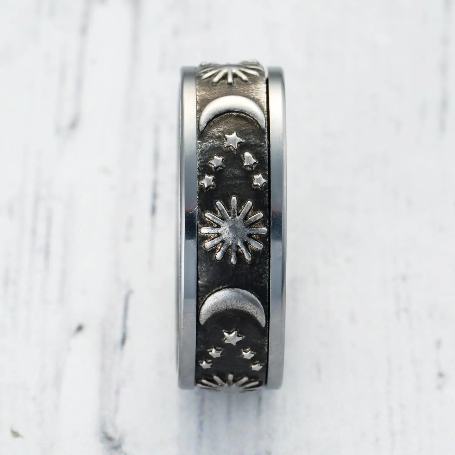 100S JEWELRY Silver Moon Stars Sun Spinner Tungsten Rings Distressed Celestial Theme Men Wedding Band Size 6-16