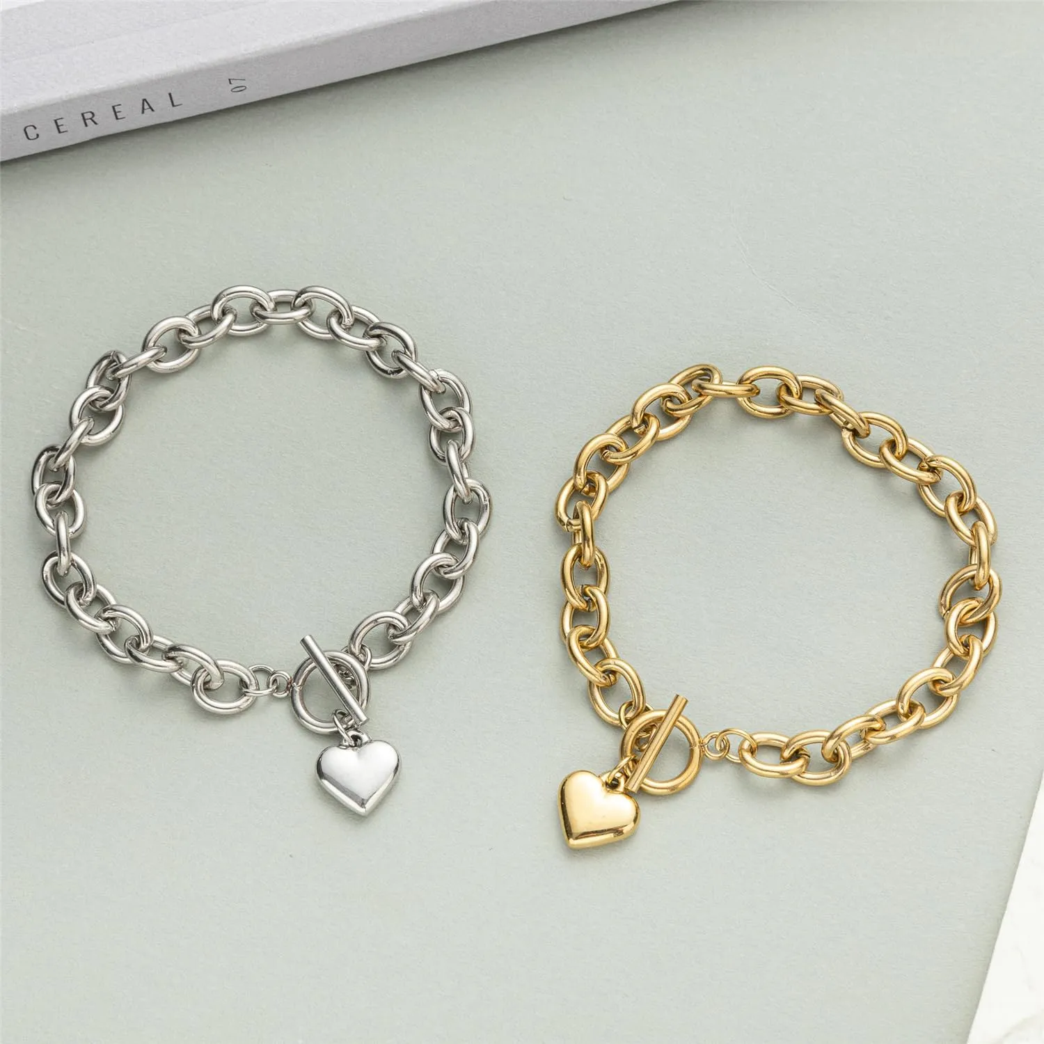 14K Gold Silver Tone Womens Heart Charm Bracelets Toggle Clasp Stainless Steel Link Bracelet Minimalist Jewelry 7.5