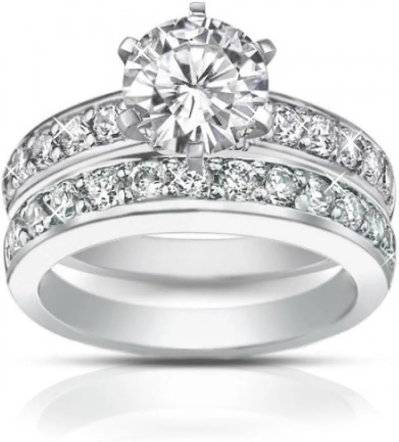 2.10 ct Ladies Round Cut Diamond Engagement Ring Set in Platinum
