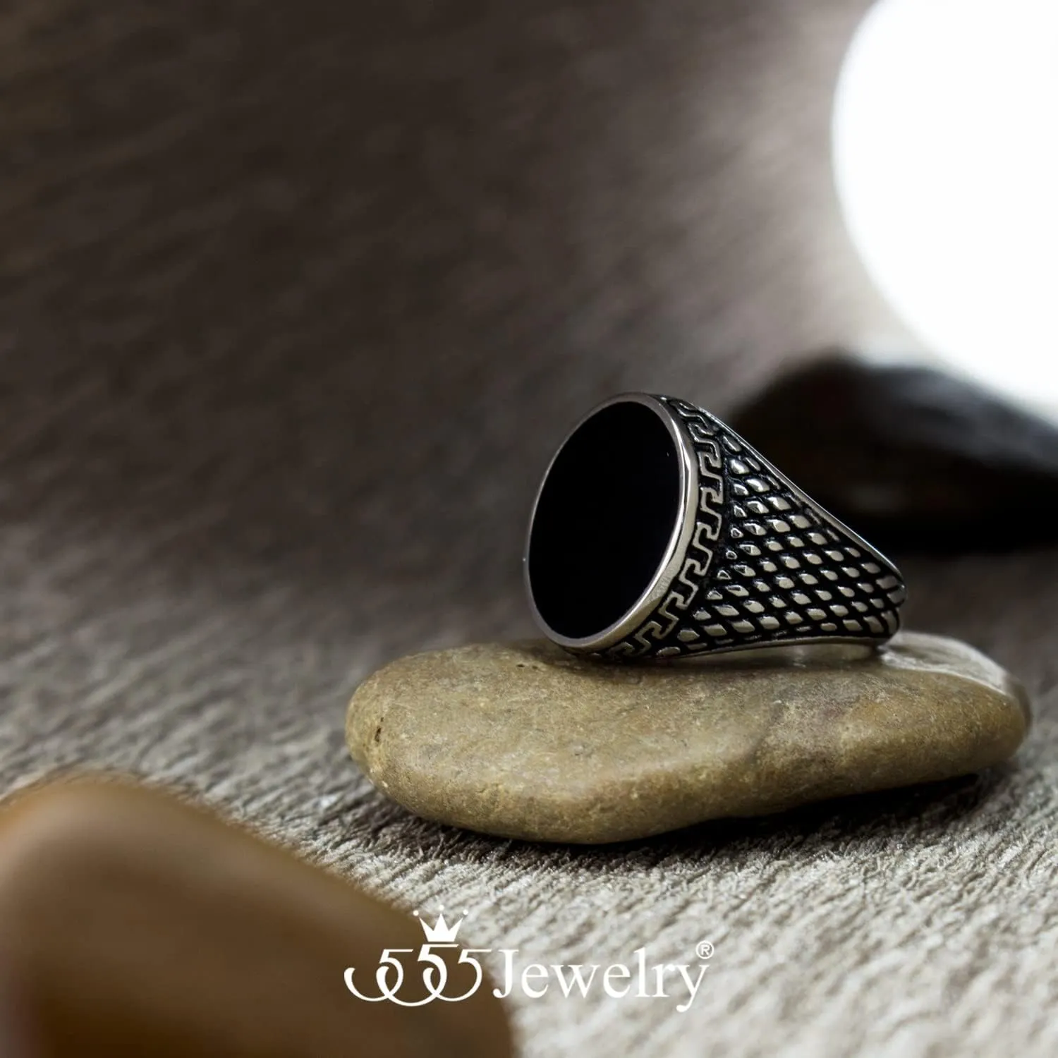 555Jewelry Stainless Steel High Polish Plain Oval Black Onyx Signet Ring for Men