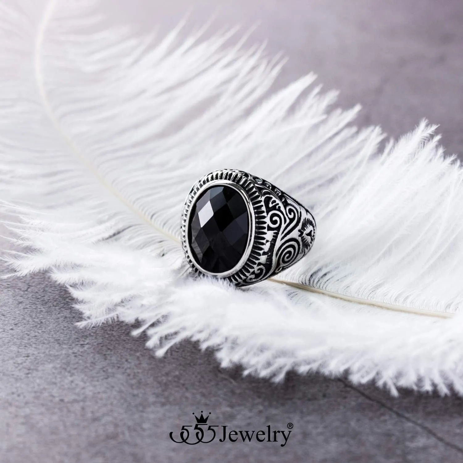 555Jewelry Stainless Steel Vintage Celtic Signet Onyx Stone Ring for Men