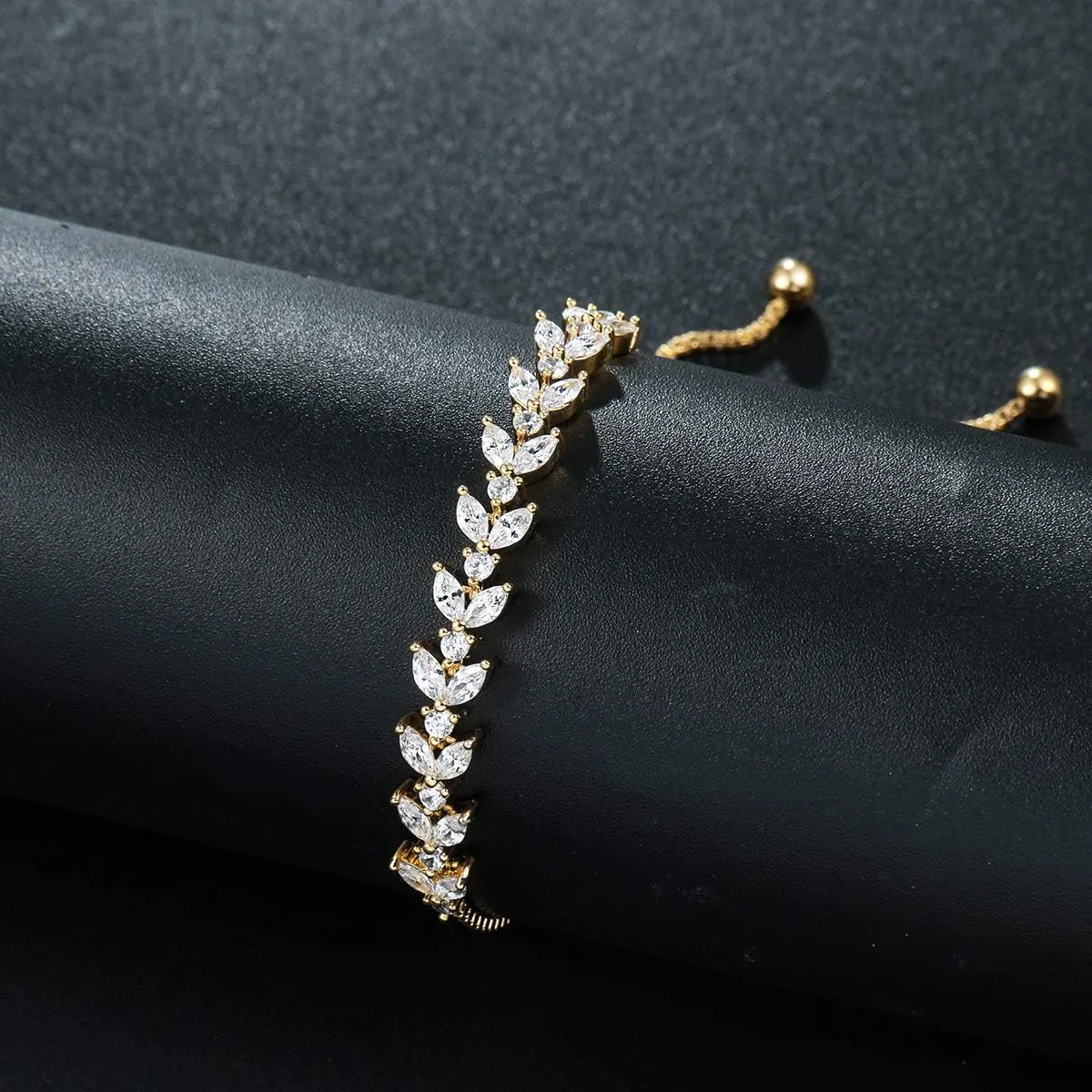 Adjustable Bridal Wedding Tennis Bracelets for Women, Marquise Teardrop Cubic Zirconia Jewelry Chain Bracelet for Party Prom