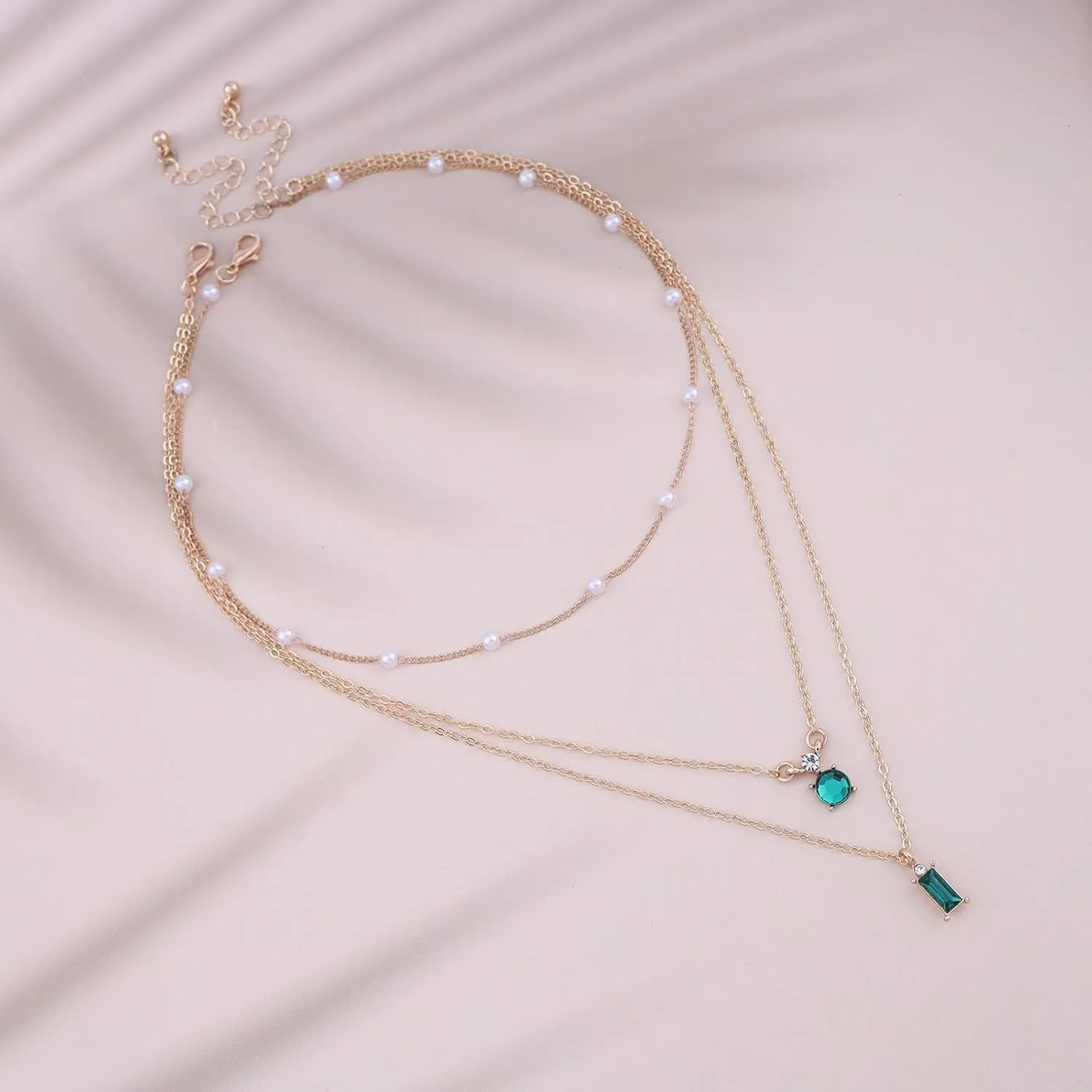 Boho Layered Pearl Crysta Necklace Choker Gold Square Sapphire Pendant Necklace Blue Sapphire Choker Necklace Vintage Sapphire Gemstone Necklace Jewelry for Women