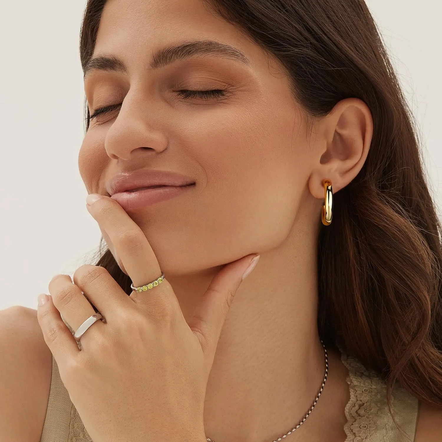 CASSIECA Clip on Earrings for Women Clip on Hoop Earrings Trendy Twisted Chunky Hoop Clip Earrings Hypoallergenic Non Pierced Earrings Jewelry