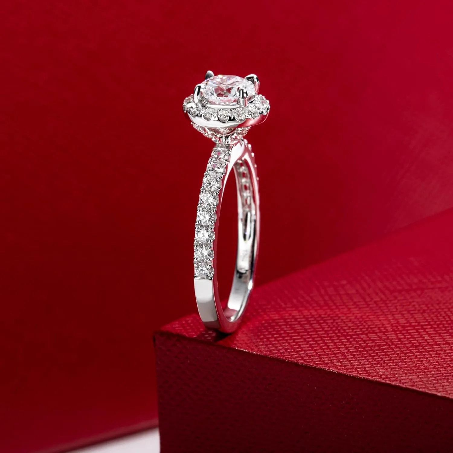 D Color and VVS Clarity Lab Grown Diamond Engagement Ring for Women, 14K Solid White Gold, 1.588 Carats (0.9cttw Center Diamond and 0.688cttw Side Diamonds)