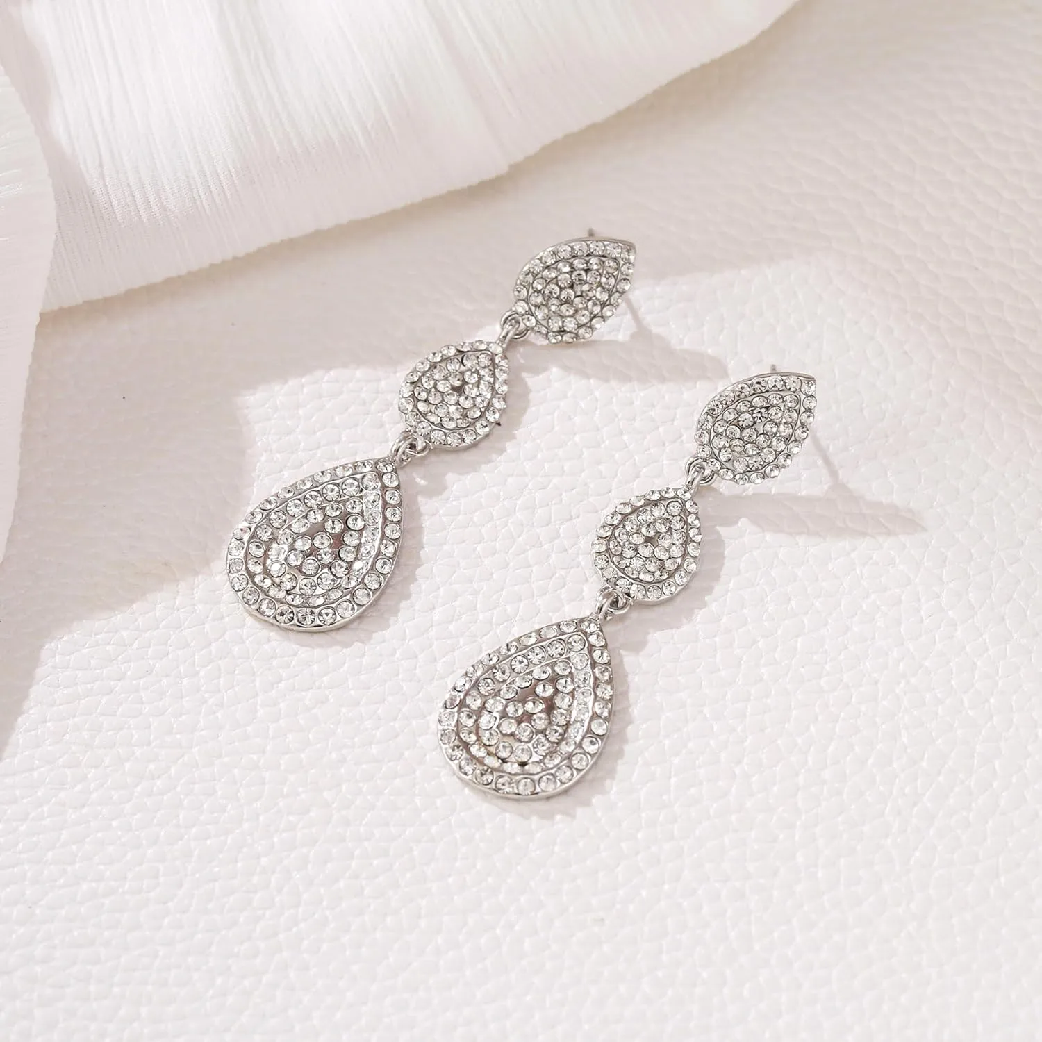 EleQueen Dainty Dangle Teardrop Crystal Earrings for Women, Rhinestone Dangling Waterdrop Bridal Costume Jewelry Gift for Brides Bridesmaid