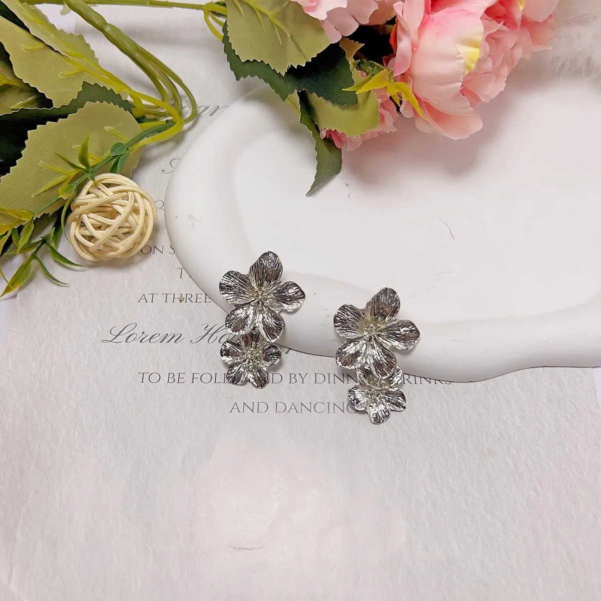 Flower Dangle Earrings Boho Layered Floral Petal Drop Earrings Statement Stud Earring for Women