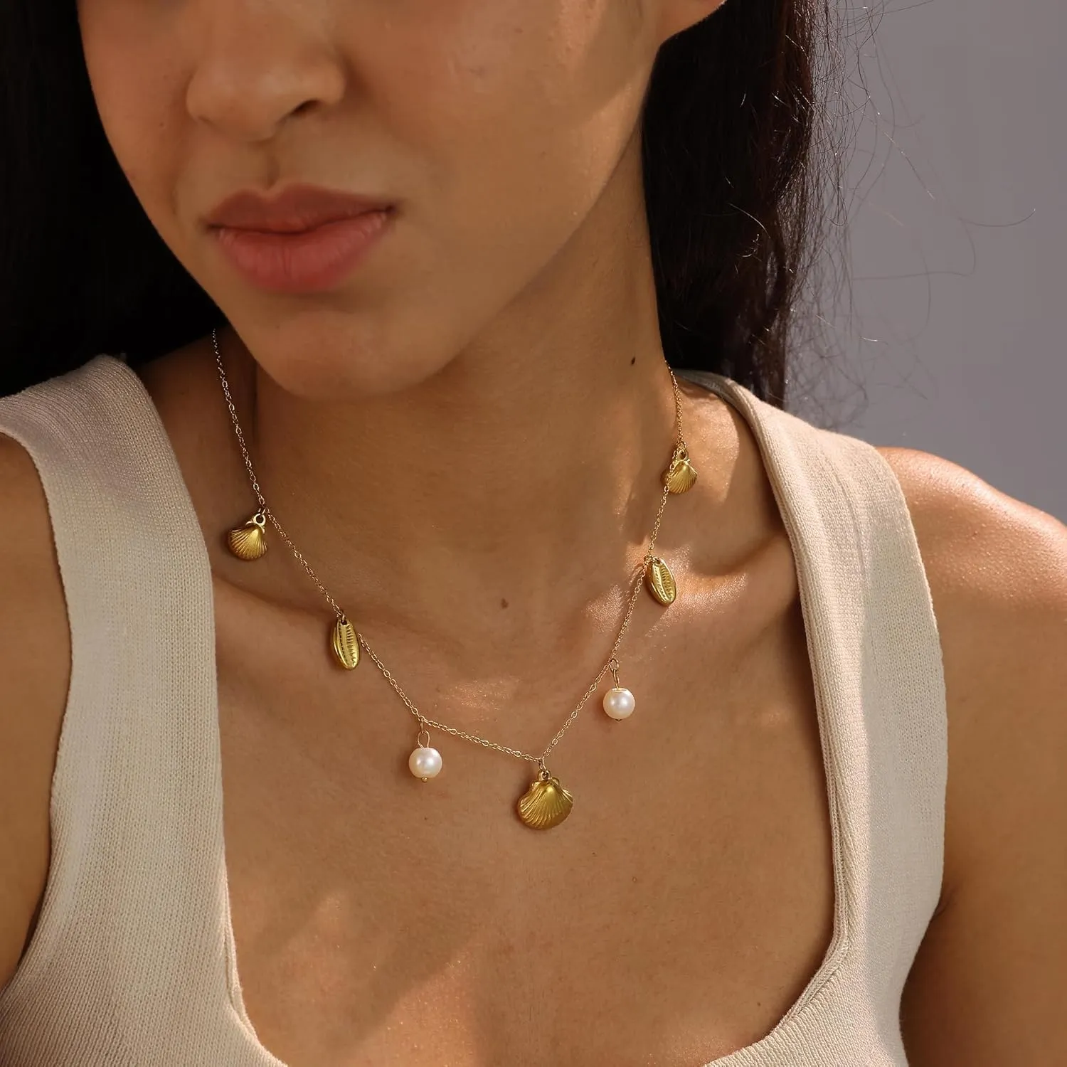 Gold Charm Necklace for Women,14k Gold Plated Waterproof Shell Pendant Necklace Summer Starfish Pearl Choker Necklaces for Women Trendy Paperclip Beach Seashell Sun Charm Necklace Jewelry