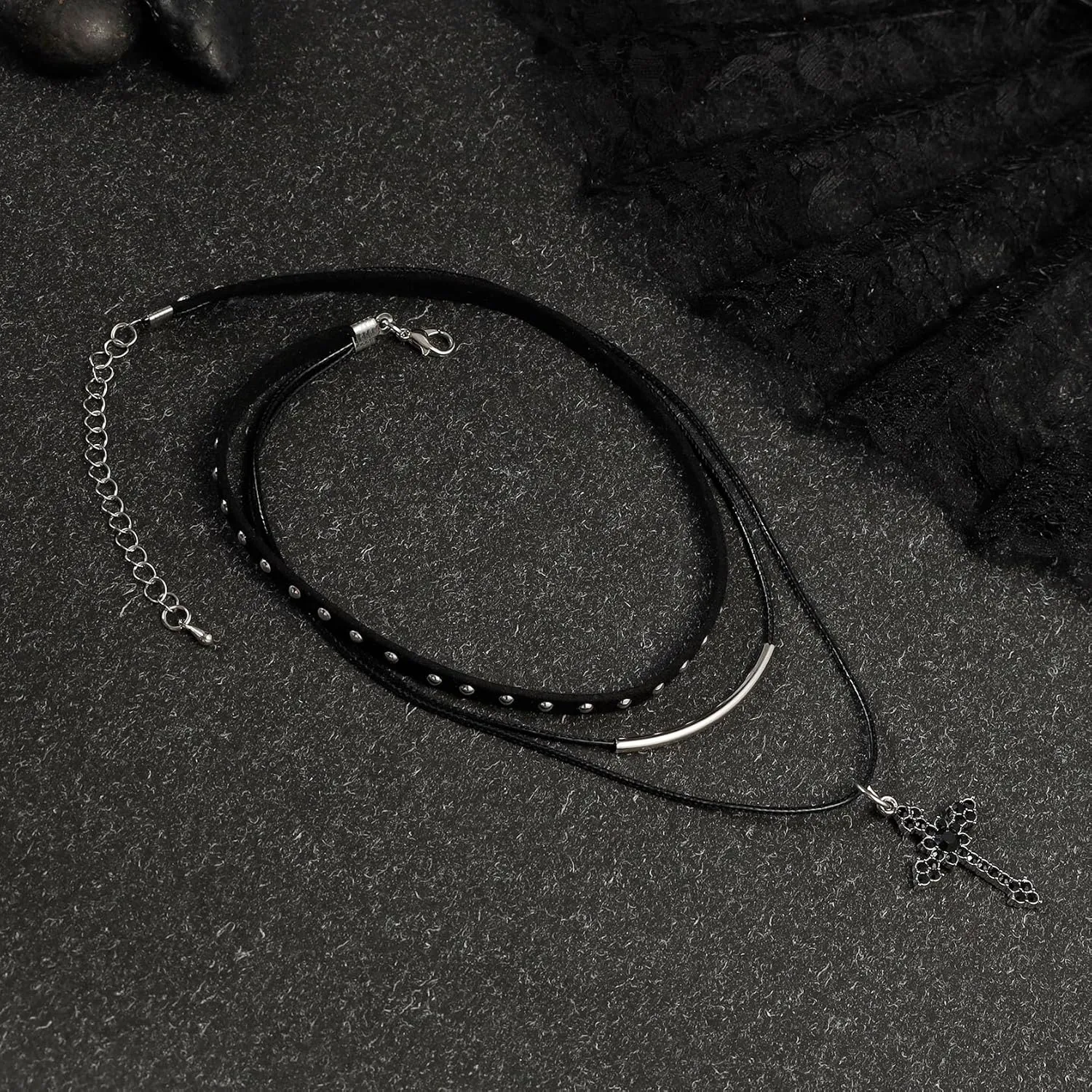 Gothic Black Star Choker for Women, Rhinestone Cross Black Velvet Necklace, Vintage Jewelry for Women Girls