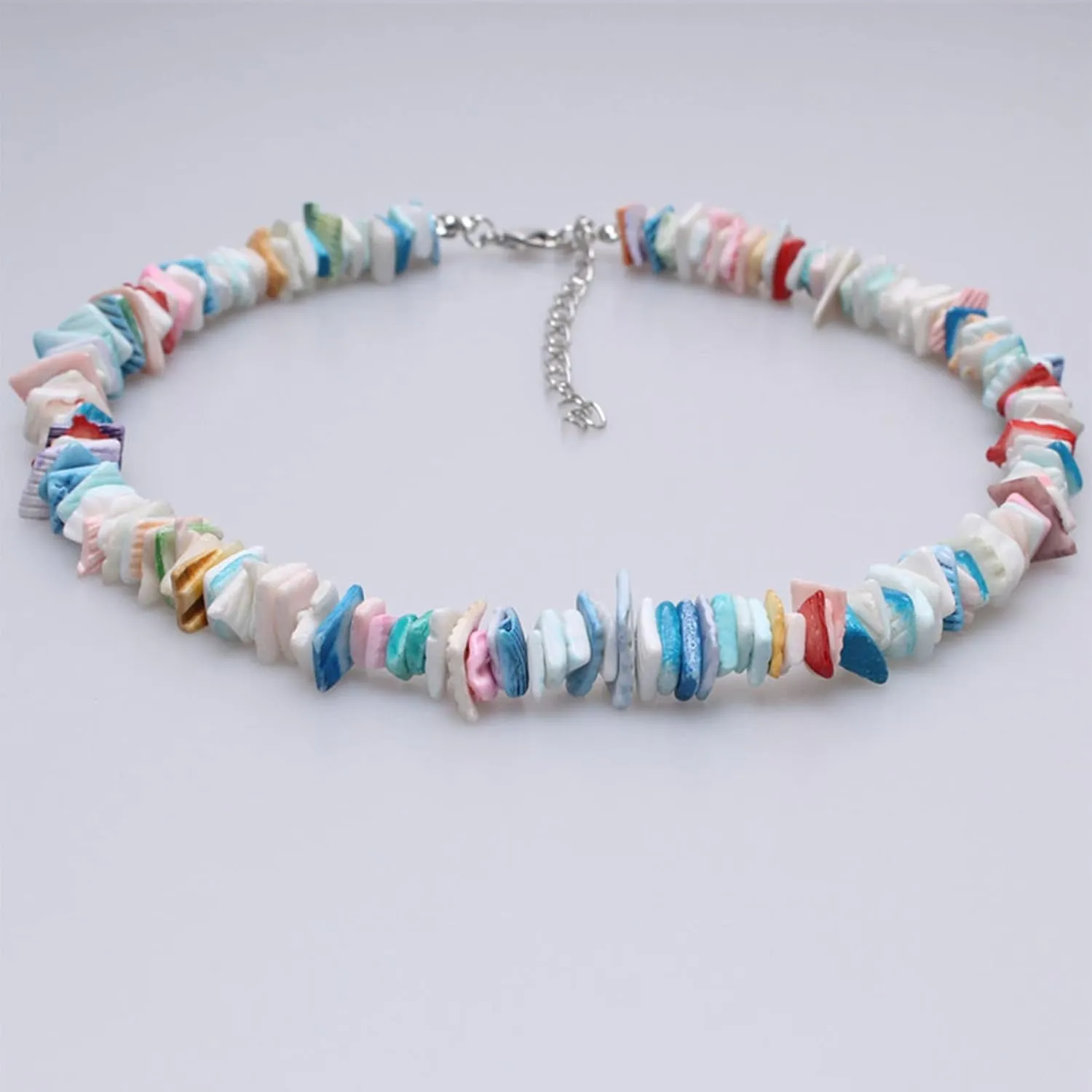 Handmade Shell Seashell Chip Beaded Hawaiian Style Adjustable Choker Necklace Natural Puka Summer Beach Surfer Clavicle Jewelry for Women Teens