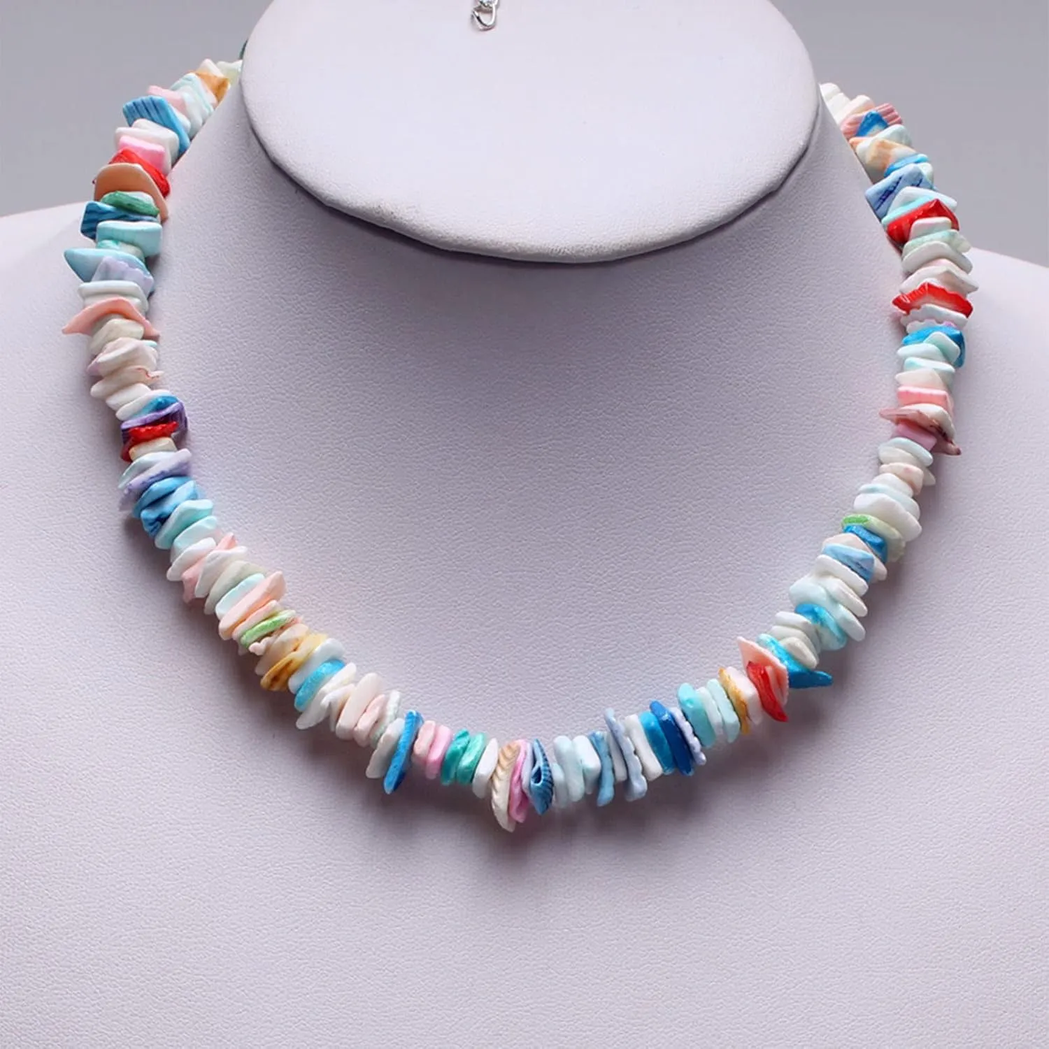Handmade Shell Seashell Chip Beaded Hawaiian Style Adjustable Choker Necklace Natural Puka Summer Beach Surfer Clavicle Jewelry for Women Teens