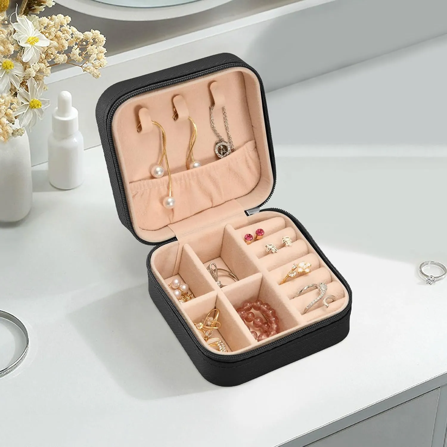 Jewelry Box Coffee Bean Travel Mini Jewelry Storage Box, Portable PU Leather Jewelry Organizer Case Necklace, Earrings, Rings, Bracelet Storage Holder for Girls Ladies Women Gift