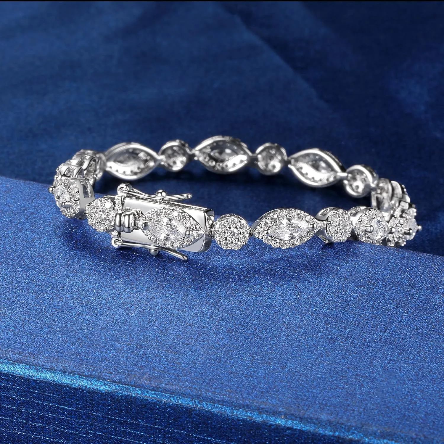 MDFUN 18K White Gold Heart Tennis Bracelet for Women Heart Cubic Zirconias, Size 6-8 inches