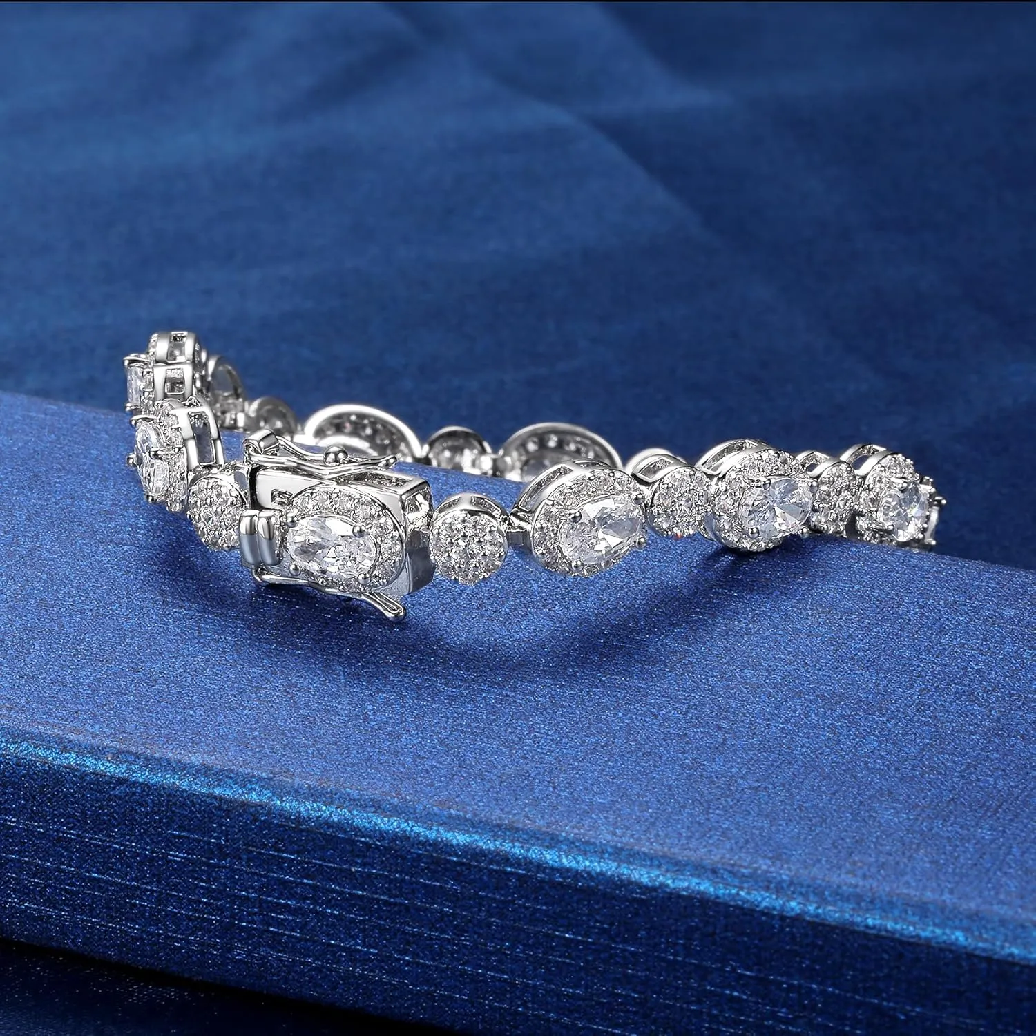 MDFUN 18K White Gold Heart Tennis Bracelet for Women Heart Cubic Zirconias, Size 6-8 inches