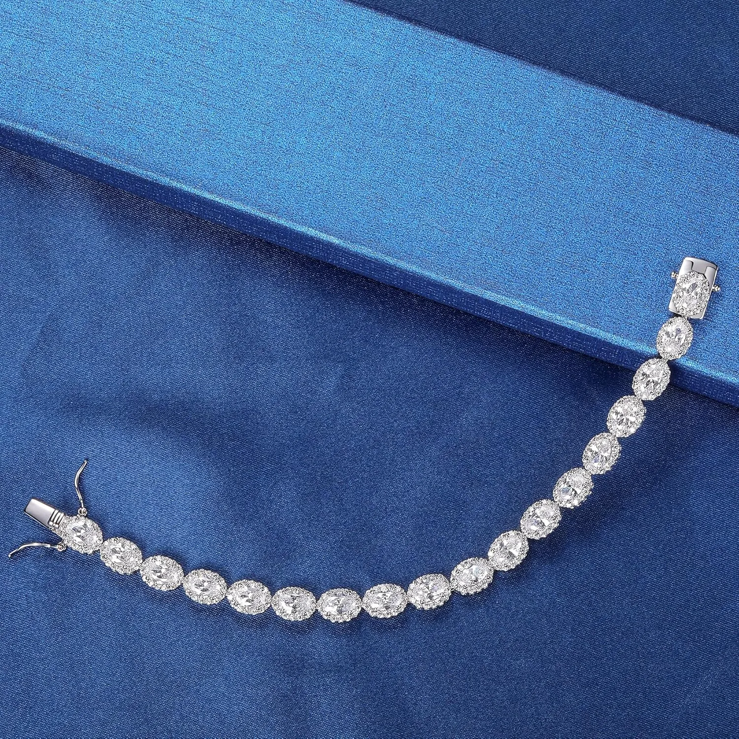 MDFUN 18K White Gold Heart Tennis Bracelet for Women Heart Cubic Zirconias, Size 6-8 inches