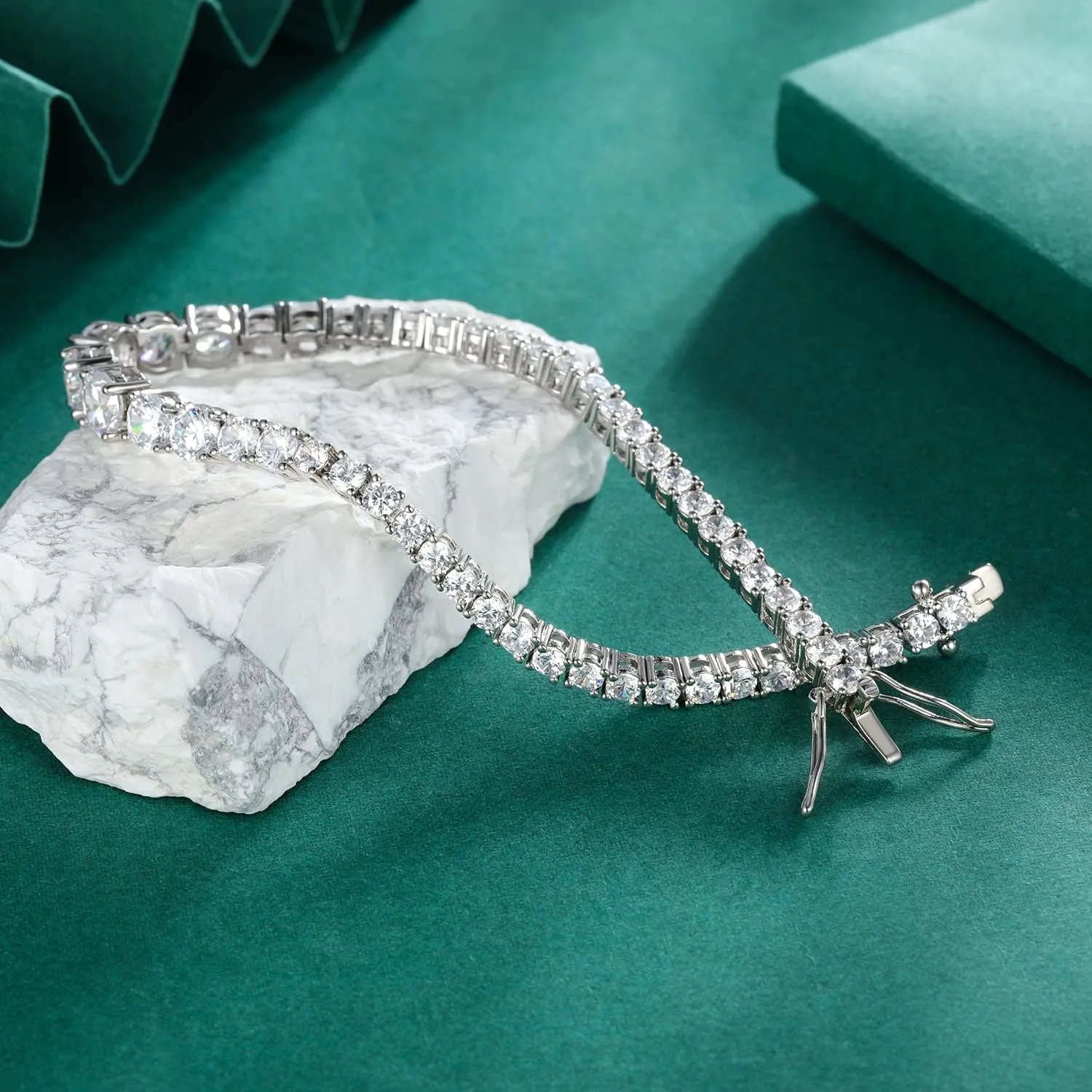 MDFUN Cubic Zirconia Tennis Bracelet for Women Men 18K White Gold Plated | Graduated CZ Bracelet | Size 6-9 inches