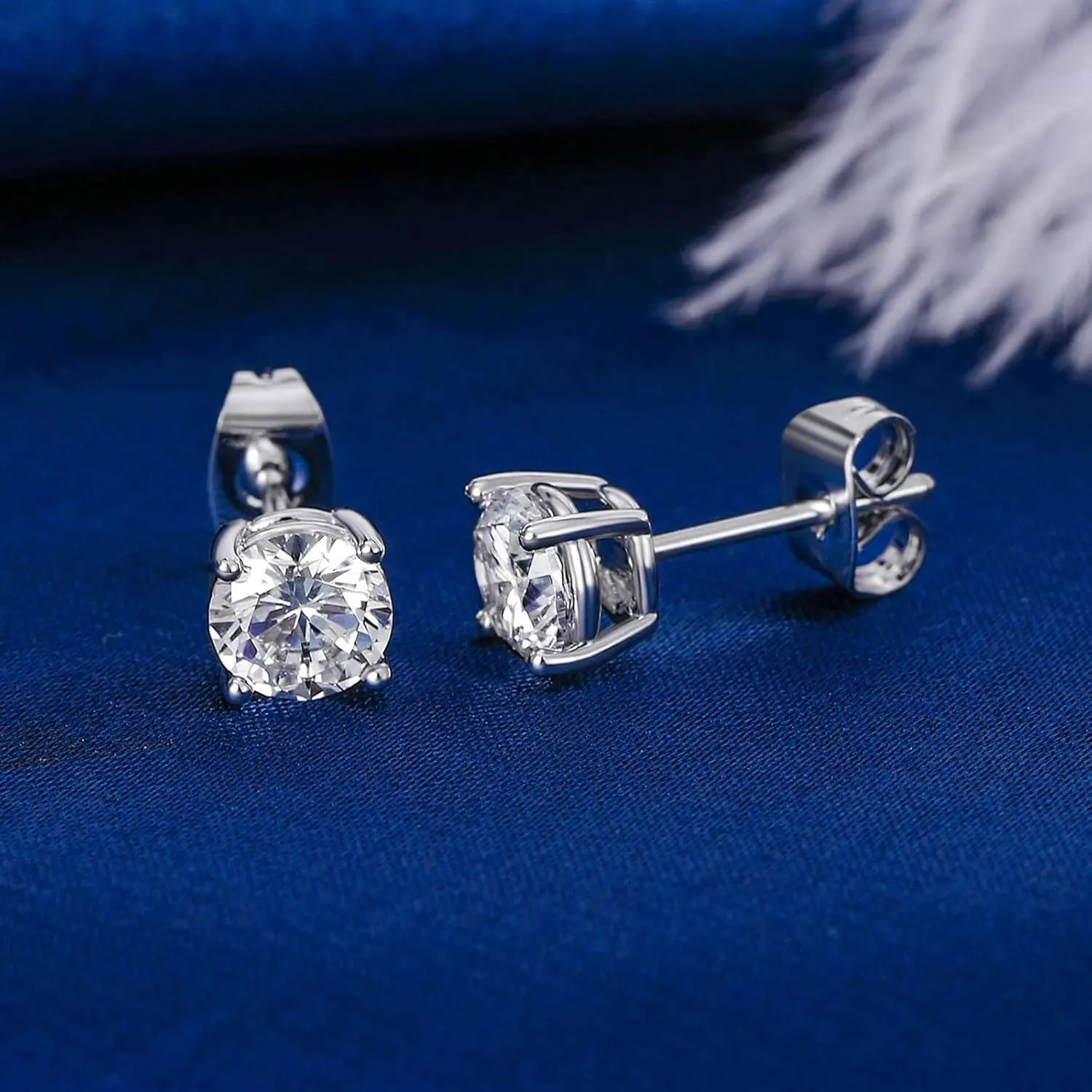 MDFUN Stud Earrings Set for Women Men 18K White Gold Plated 4 Prong Graduated Round Clear Cubic Zirconia 3-8mm