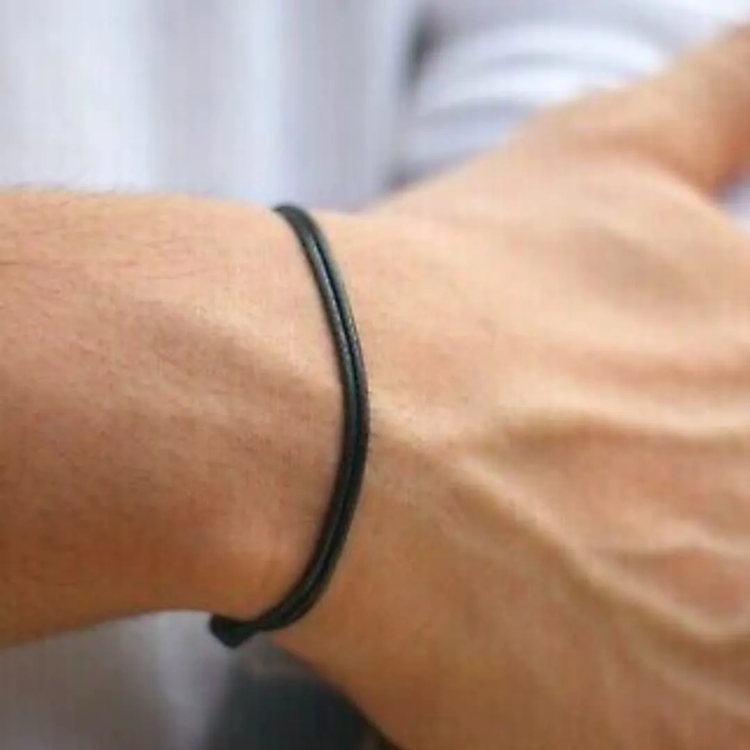 Original Kabbalah Black String Evil eye Bracelet Adjustable Cord, Protection against Evil Eye - Misfortune,eye black bracelet string for Mens/Womens Unisex good luck gift (BLACK)