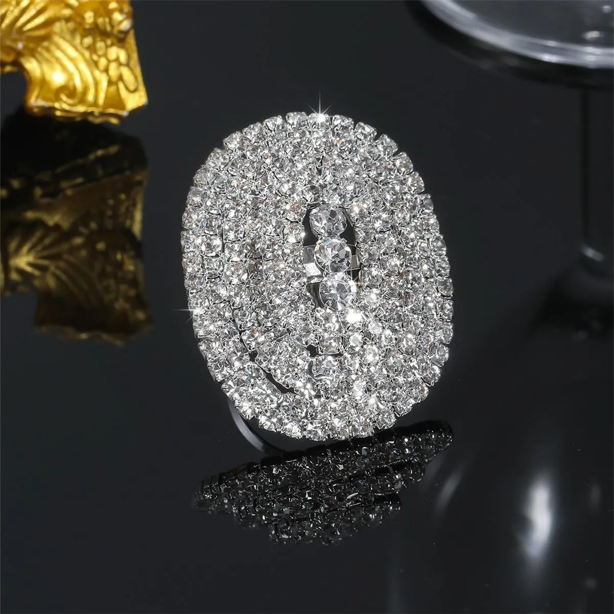 Sparkly Oval Rhinestone Ring For Women Adjustable Cocktail Statement Ring Pave Cubic Zirconia Ring Chunky Geometry Crystal Ring Jewelry