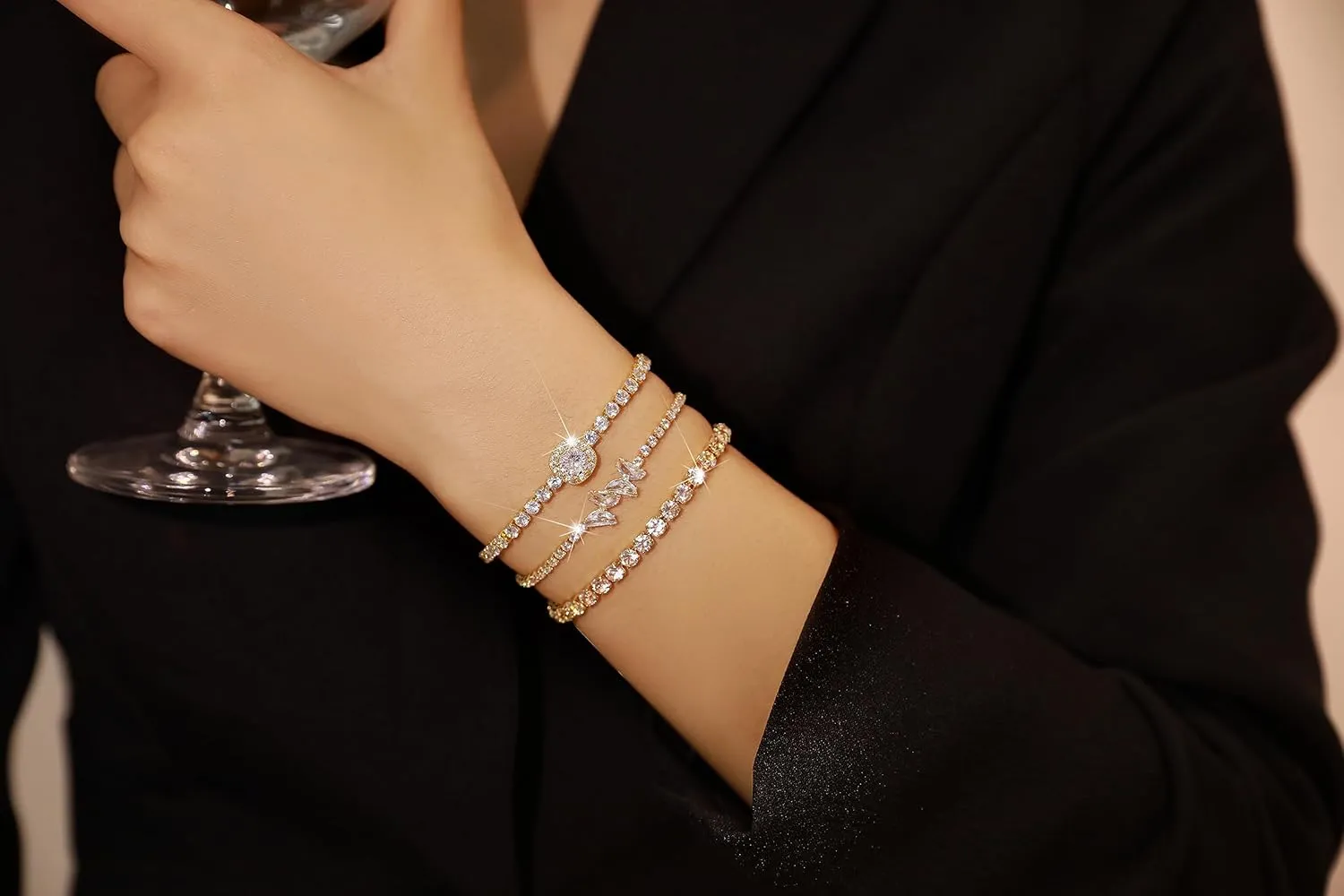 UUONLY Tennis Bracelets for Women 18k Gold Silver Cubic Zirconia Tennis Bracelet Adjustable Slider with Butterfly Tennis Bracelet Jewerly Gift for Women