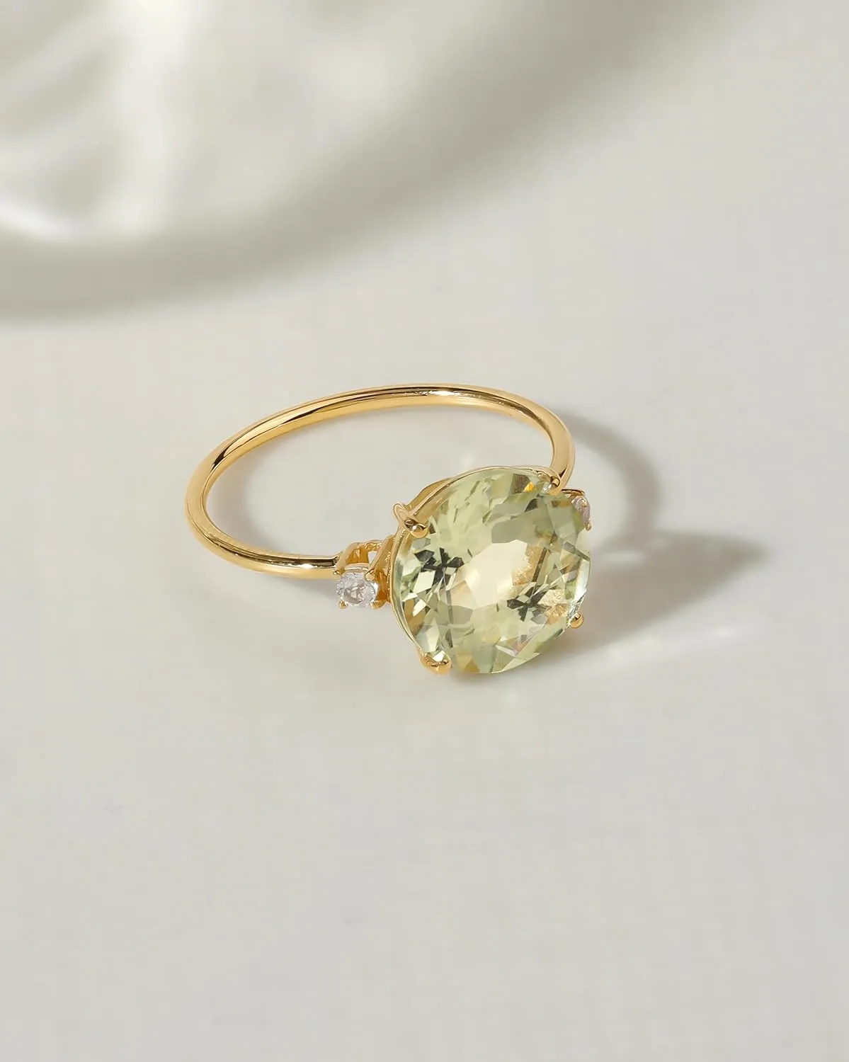 YoTreasure 14K Gold Round Solitare Engagement Ring for Women | Amethyst, Sky Blue Topaz Yellow Gold Wedding Rings | Available in Size 6-10