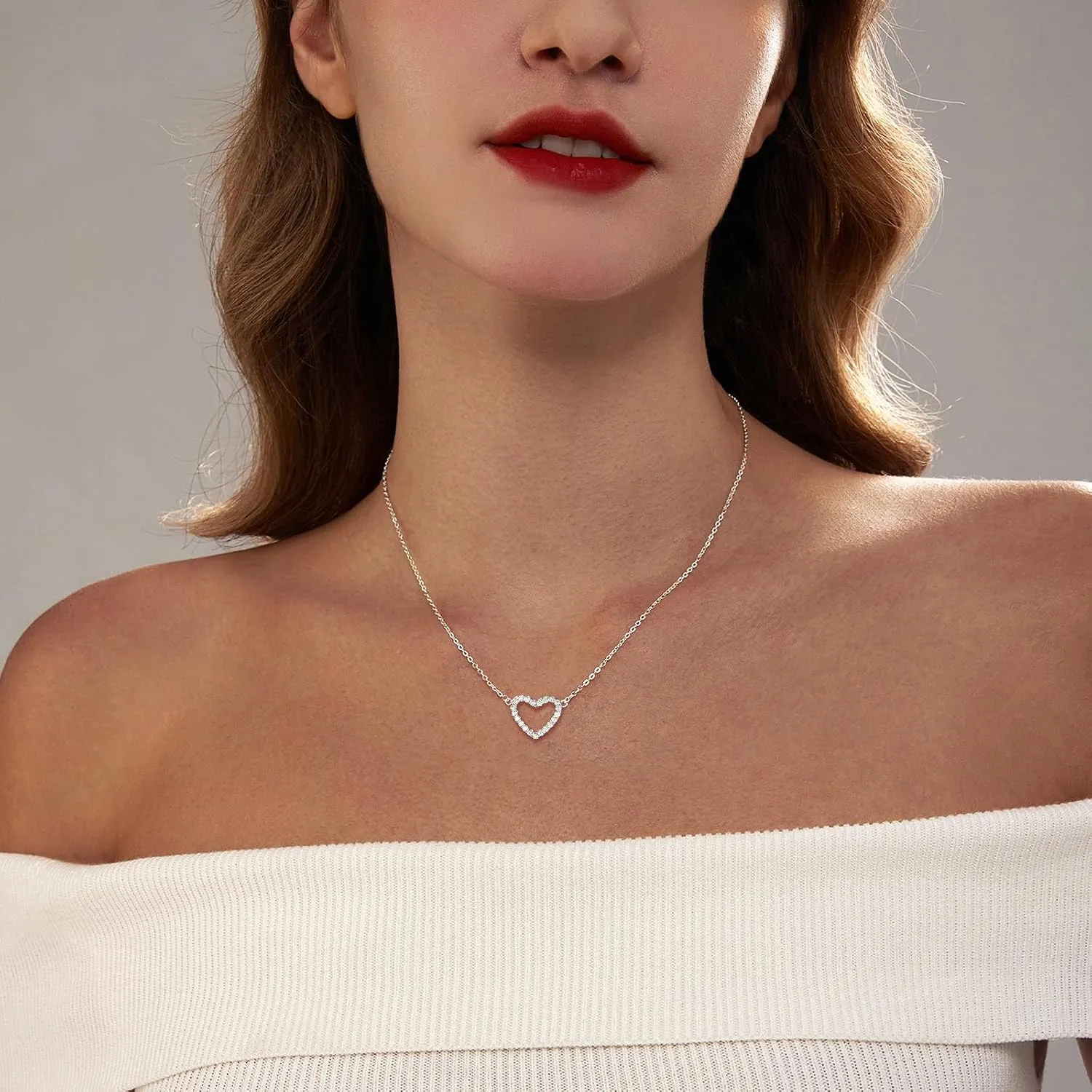 Zeffy Cute Heart Necklace 18k Gold/Silver Plated Tiny Heart Pendant Choker Necklaces Gold Love Heart Chain Necklace for Women Dainty Gold Jewelry Valentines Day Gifts for Women Girls Teen Girls
